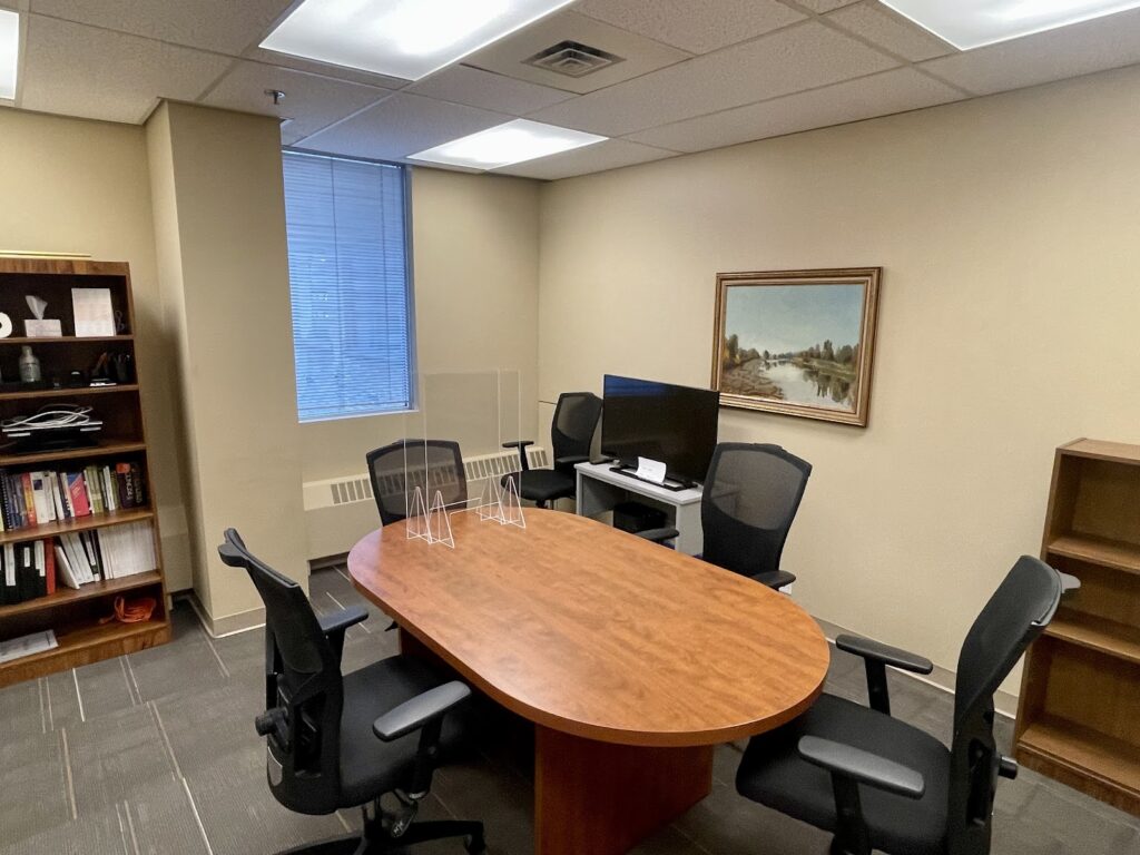 Insight Law Professional Corporation - Real Estate & Wills Lawyer Toronto - photo by DEMET ALTUNBULAKLI via Google