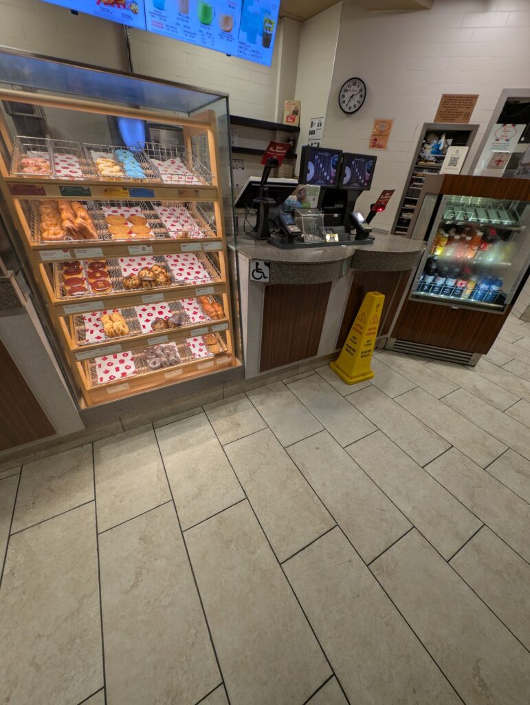 Tim Hortons - 1211 Hurontario - photo by Johnychayan J via Google