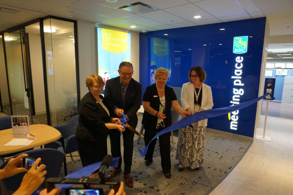 Achēv Newcomer Information Centre photo 1