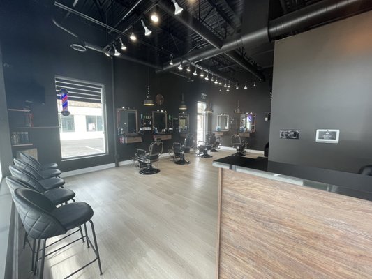 Golden Cuts Barbershop photo 3